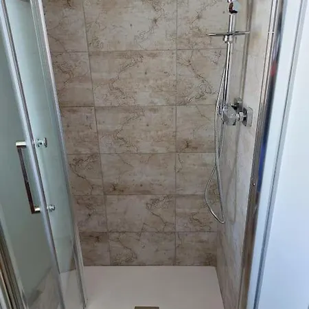 House Pascoli 25 Loano